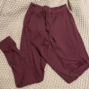 Balance Athletica Select Jogger- Nightshade- Size MEDIUM